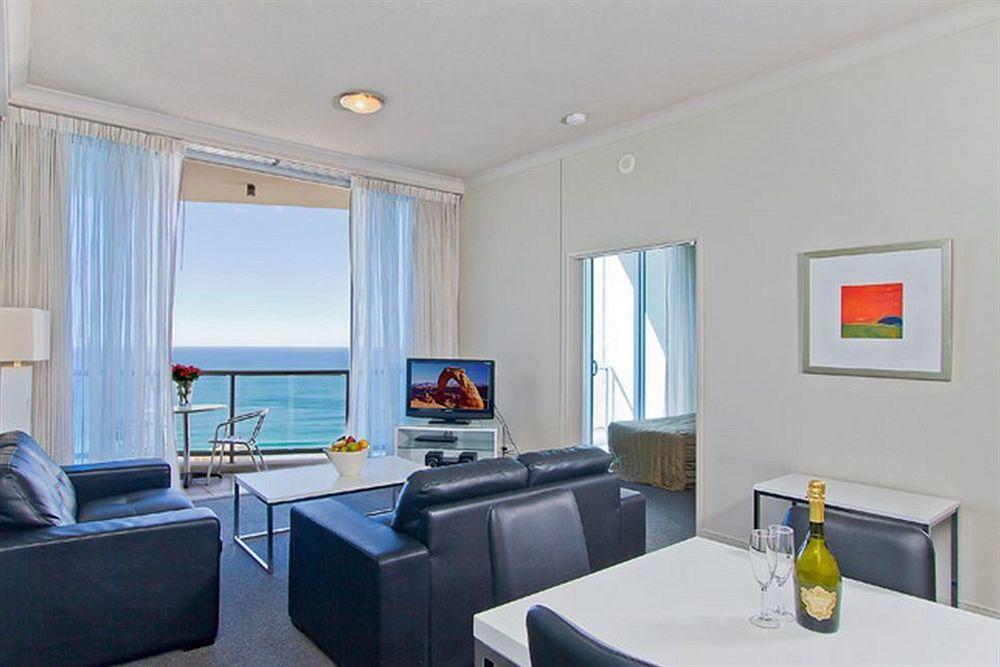 Mantra Towers Of Chevron Aparthotel Surfers Paradise