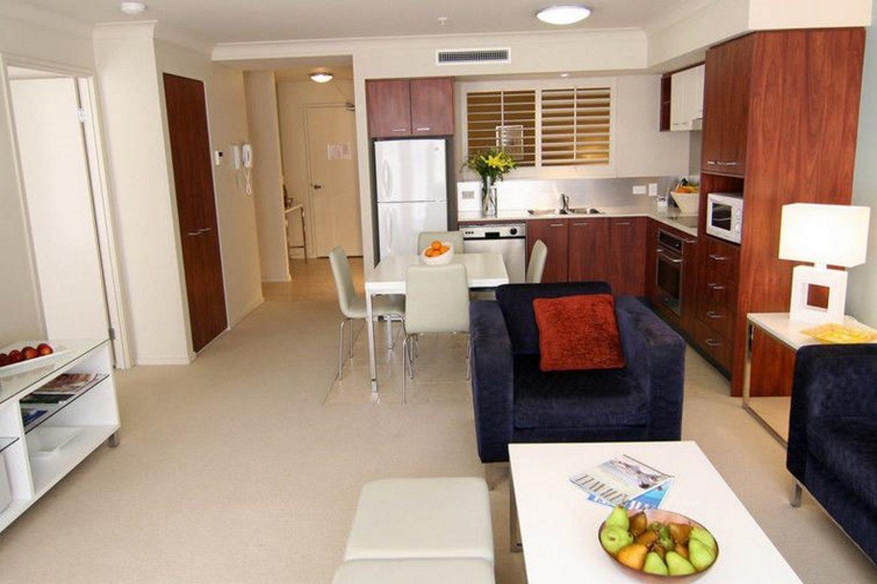 Mantra Towers Of Chevron 3* Surfers Paradise